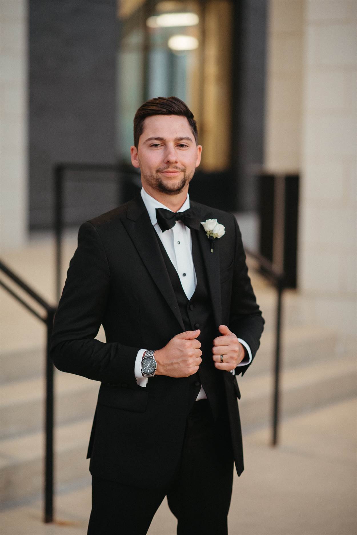 Groom in a Sorek custom suit