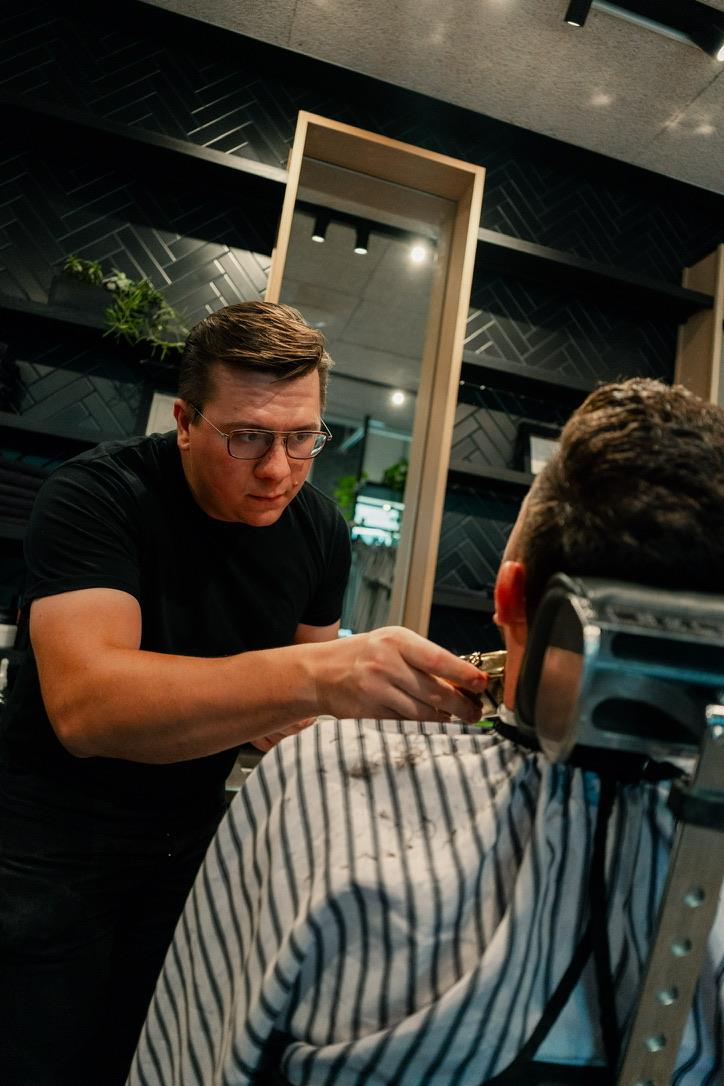 Sorek Barbershop interior